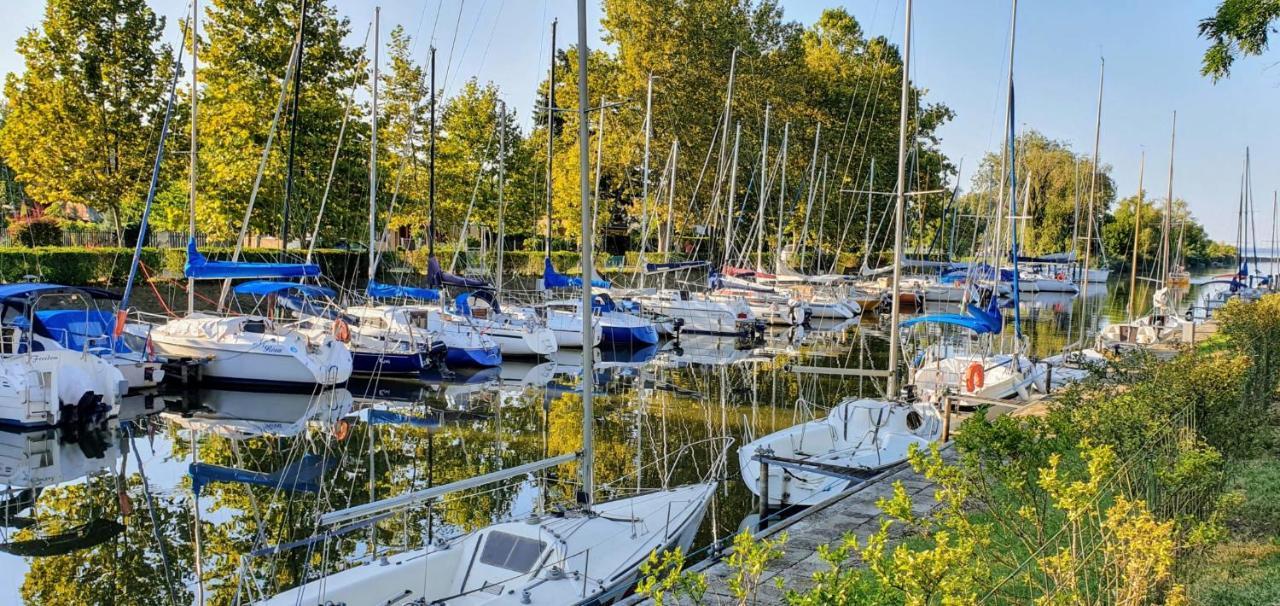 Varga Gardens Balatonmáriafürdő Kültér fotó